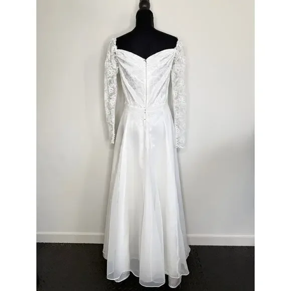 Vintage Lace Long Sleeve Wedding Dress A-Line Bridal Gown - Picture 6 of 16